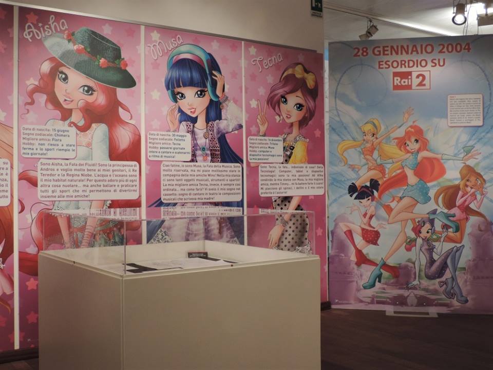 museoWOW's tweet photo. Questo sabato in occasione di #Bricòla4 tutto #WOWSpazioFumetto sarà eccezionalmente aperto dalle 14:00 alle 20:00!
Un'ora in più per visitare #15YearsofMagix, la mostra dedicata al #WinxClub ✨
Per info ➡️https://t.co/SaGz1U9PQW https://t.co/qdlOQMDOgd