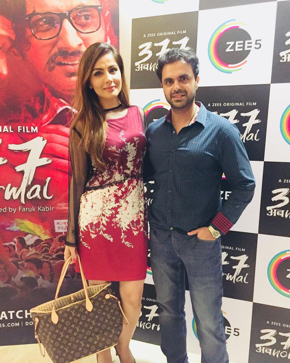 Thesimran_'s tweet photo. Exclusive Screening n after party  great work well done https://t.co/x9OwNkL52S