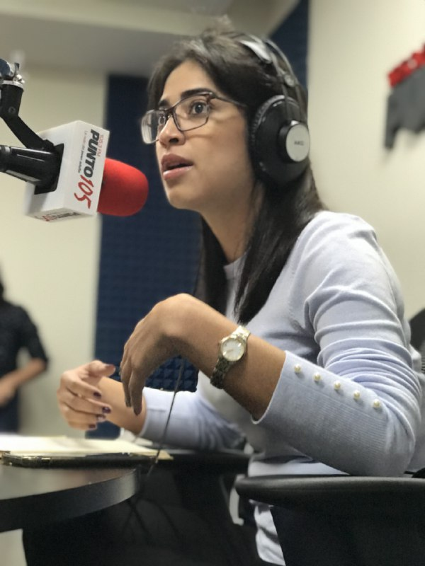 elfaroRADIO's tweet photo. #efRADIO | Agradecemos también a @KarenAlessaF, @raudaz_, @ArysArismendi, @MaLu_Nochez , @dvalencia, @rikirraka, @jlsanz, @CarlosDada, @0LunaP, @Omnionn, al equipo de periodistas de @_ElFaro_ y a todos aquellos que colaboraron con este proyecto hasta este día. ¡Muchas Gracias! https://t.co/e8IPKkEGgB