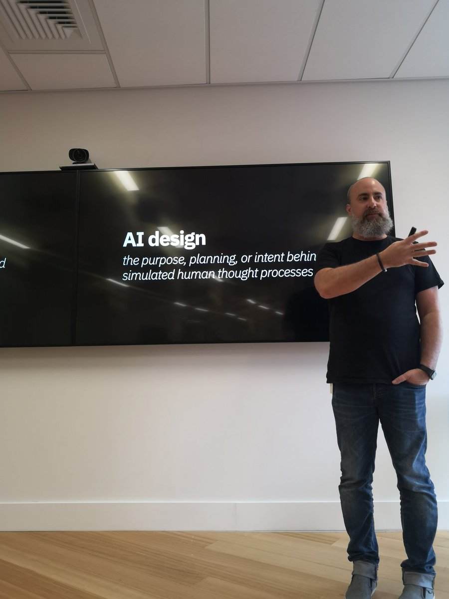 At <a href="/vodafoneNZ/">vodafonenz</a> hearing from <a href="/Adam_Cutler/">Adam Cutler</a> on how #AI #Design 😍 my favourite quote so far being l "design succeeds when we ask WHY"