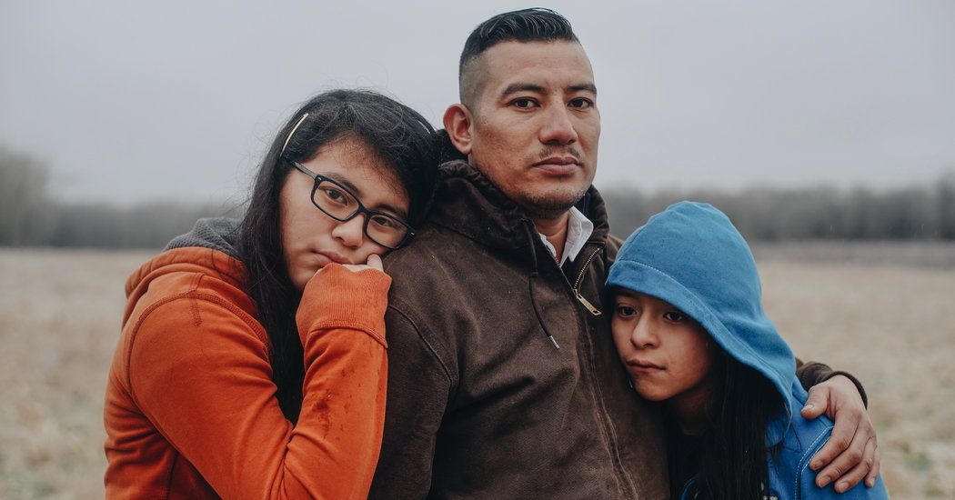 "It has long been an open secret that some farms survive by relying on an undocumented labor force. Now, tough immigration enforcement has caused a crisis."
buff.ly/2FD6Nue