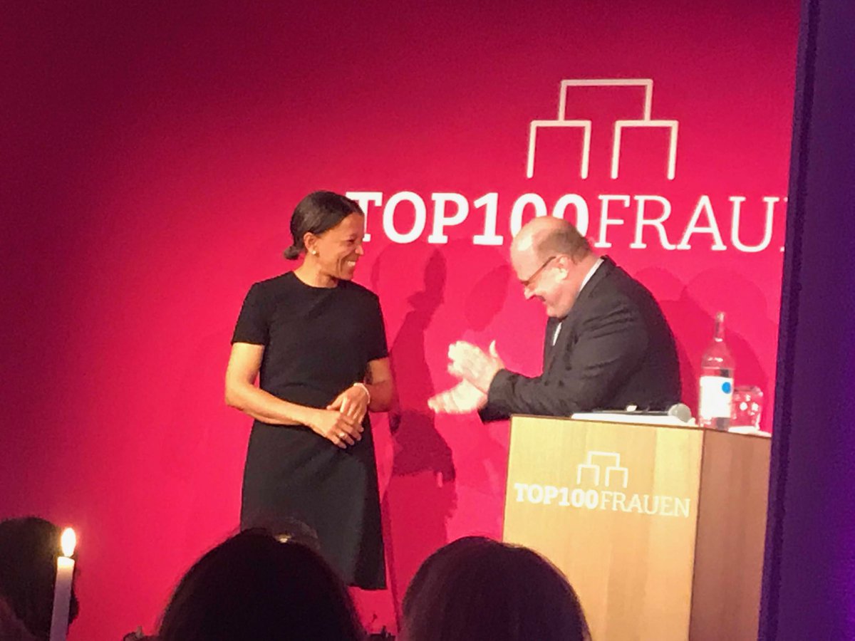 Führungskräfte können Zusammenfalter oder Entfalter sein - ⁦@janinakugel⁩ ist ganz klar eine Entfalterin: Steffen Kampeter über die „Prima Inter Pares“ bei den #top100frauen von ⁦<a href="/manager_magazin/">manager magazin</a>⁩ und ⁦@BCG_Germany⁩ 🚀