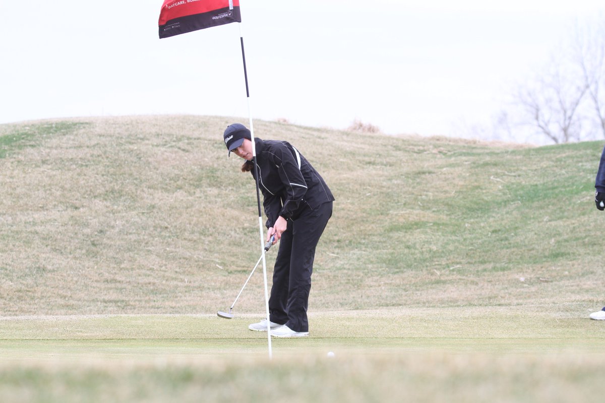 BulldogsRetired's tweet photo. 📸⛳ @CUNEBulldogGolf in action at the Concordia 'Spring' Invitational. https://t.co/8OeUyD2W4c