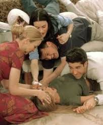 Real_soy_Yo's tweet photo. Mi tarde de hoy #Friends #RachelMeRepresenta π https://t.co/ykvU6gt2hg