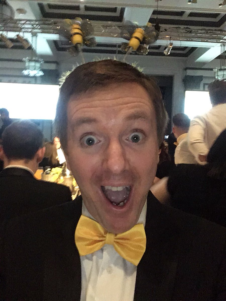 tom_COPSol's tweet photo. #Cornflowerball #bumblebee 🕺 https://t.co/SJUjoUAN7N