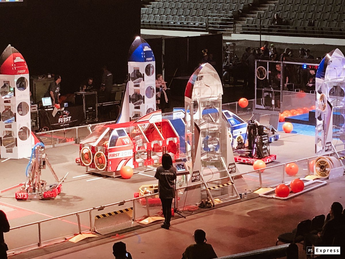 Frc3484's tweet photo. 3484 back for some more #frc #DeepSpace at #buckeyeregional in Cleveland, with new and improved hatch game device. Practice matches going well so far. Ready for tomorrow. #OMGrobots https://t.co/qVO9yS5Are