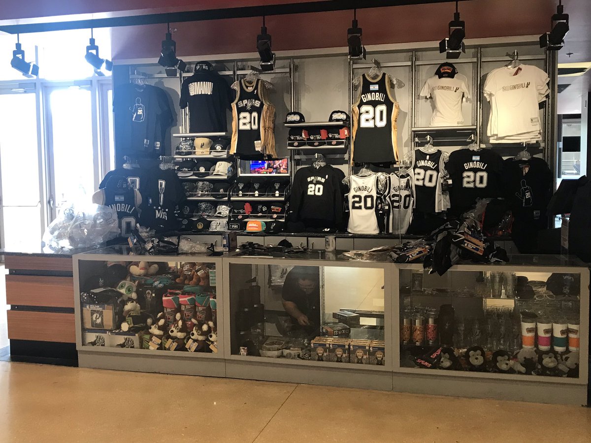 matiasbaldo's tweet image. Más memorabilia. #GraciasManu