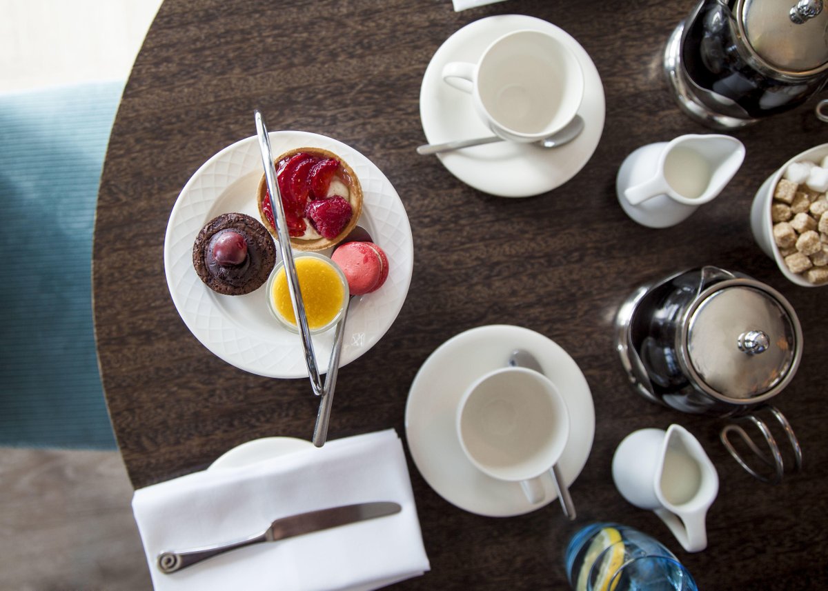 There's still time... our gift vouchers are the perfect way to spoil mum this Mother's Day 💐 #giftvouchers #mothersday