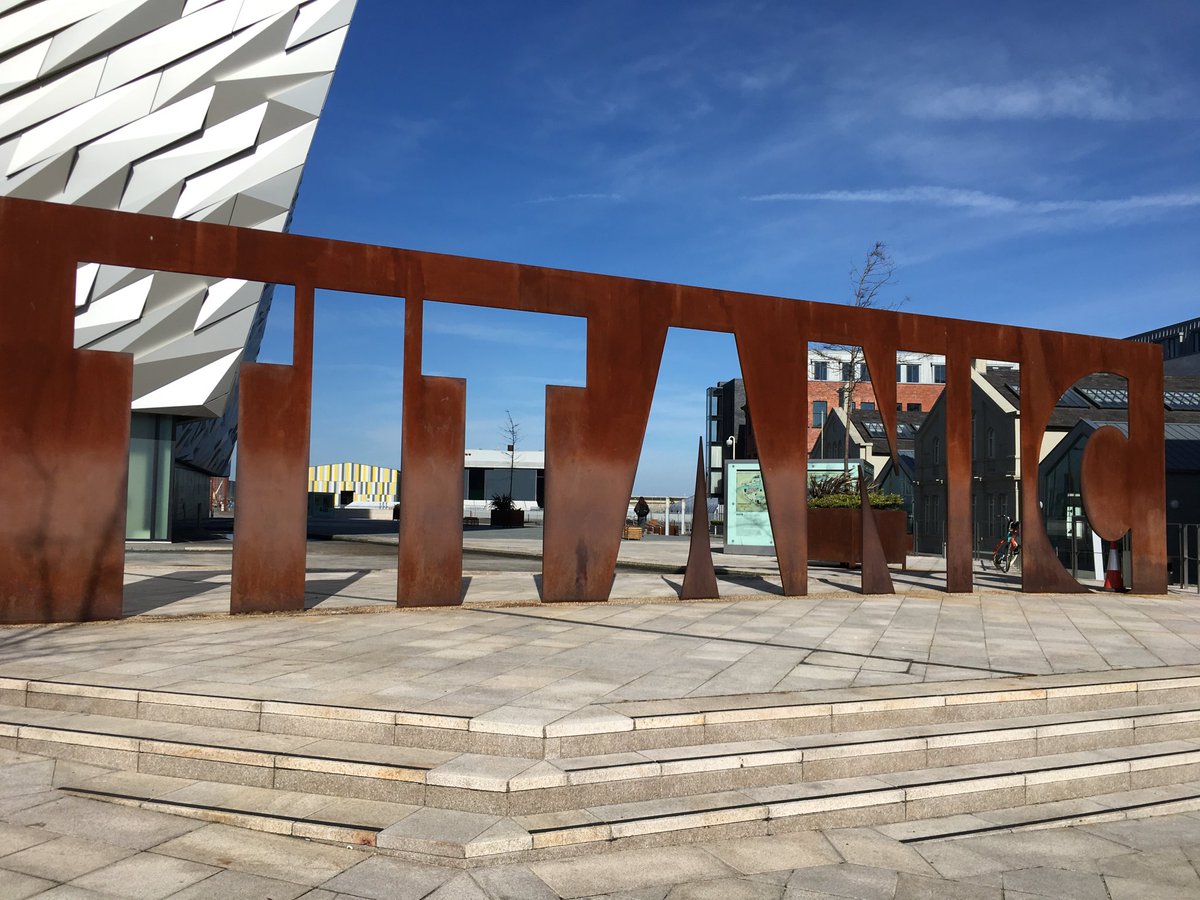 SuziPilley's tweet photo. What is going on with the weather? Thought it’s meant to rain all the time! #NorthernIreland #Belfast #Titanic #CityHall https://t.co/m2UYnOOpj3