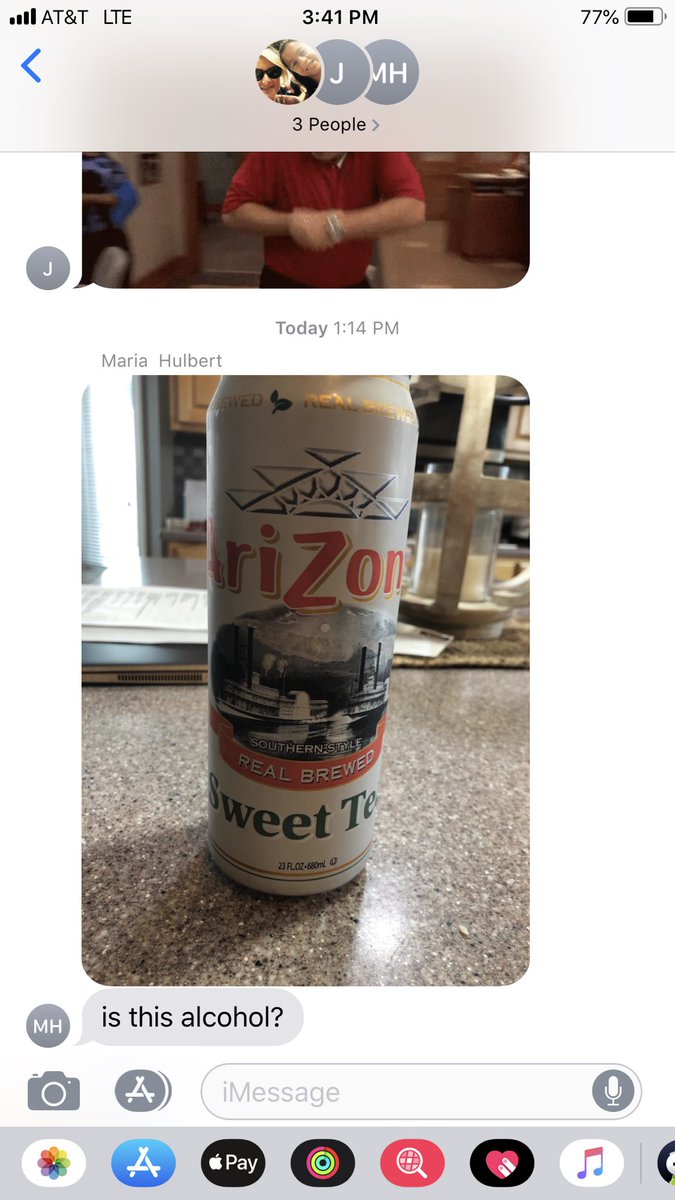 jhulbert99's tweet photo. So my sister just sent this in our family group chat...and yes Maria Arizona sweet tea will f you up https://t.co/qajrAYhdJg