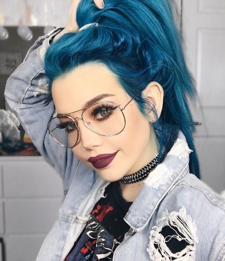 Shy_SlutQueen's tweet photo. “I know I’m out of your league but that doesn’t me you can just stare at me.”
~model.~
~sub but you have to break me.~
~brat.~
~somewhat of a size queen but not blacked~
~bi (fem/futa lean)~
Female writer 
(No pictures are mine and credit goes to there respective owners.) https://t.co/sdcwFjkaHq