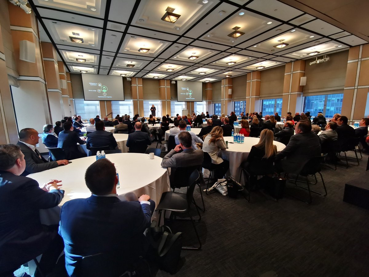 Linedata's tweet photo. Live from #LDXNA2019: @forrester's @alysonmclarke addressing a packed room about "The state of #DigitalTrasformation in #FinancialServices: how leading firms are transforming into mature digital businesses" #fintech #AI #ML #blockchain #RoadToDigitization #WeHumanizeTechnology https://t.co/2rjwFrnfmw