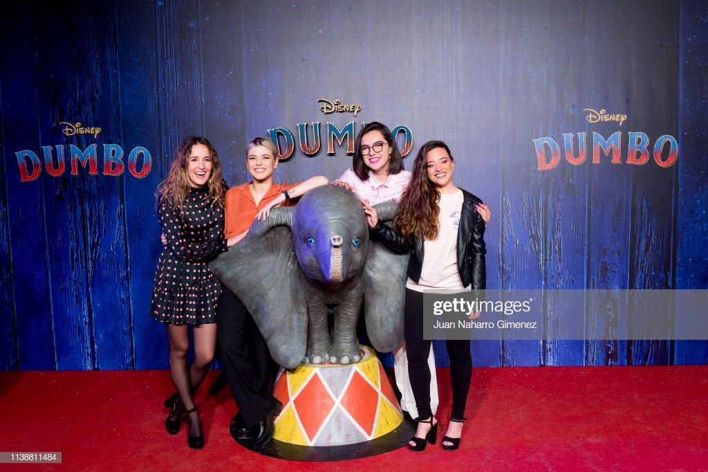 NewsNoelia's tweet photo. 📸| Ayer @noeliaot2018 acudió con algunas de sus compañeras de @OT_Oficial a la premier de Dumbo🐘 ¡Preciosas!💜 https://t.co/UKf1TaqTYQ