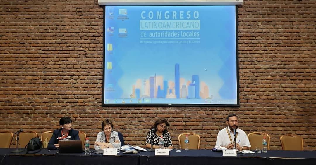 Alcaldesa de Paillaco y Presidenta de la Comisión de Equidad y Género de la AChM expone en el "Grupo de Iniciativa sobre pueblos originarios, multiculturalidad y Gobiernos locales" en Congreso Latinoamericano de Autoridades Locales de Autoridades Locales #CongresoFlacmaChile2019