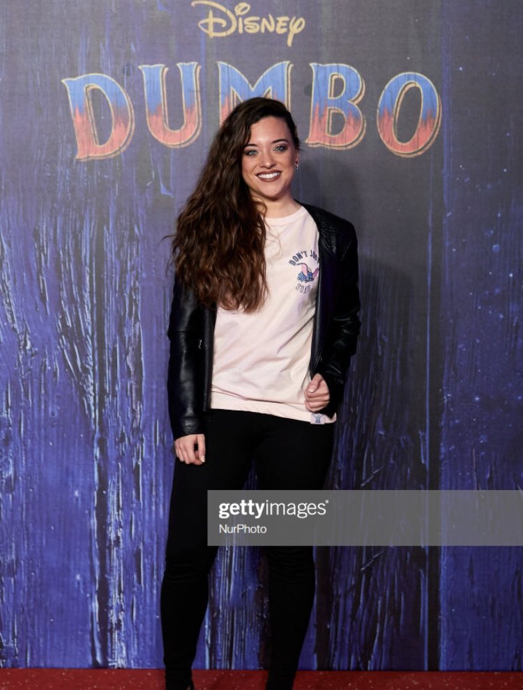 NewsNoelia's tweet photo. 📸| @noeliaot2018 ayer en la alfombra de la premier de Dumbo🐘💜 https://t.co/87ycyBoOiP
