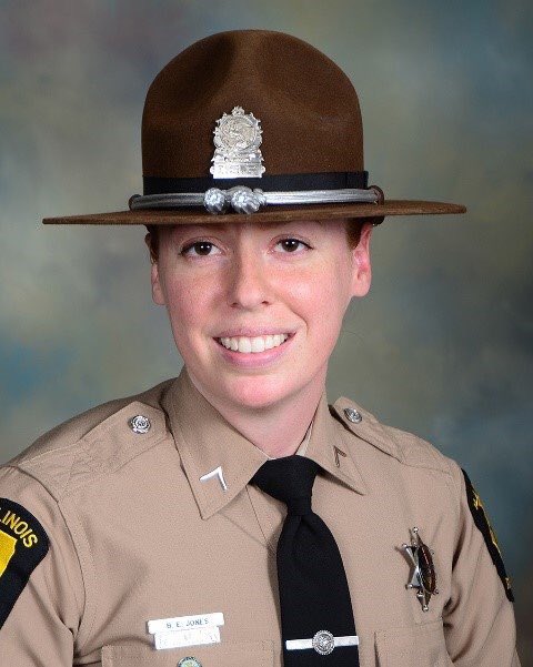 ILStatePolice's tweet image. Illinois State Police mourn the loss of Trooper Brooke Jones-Story #5966. 

She was struck by a truck tractor semi trailer while outside of her squad car on a traffic stop on US Route 20 near Freeport, IL. 

Rest peacefully. We will never forget you. 

End of Watch 3-28-19
