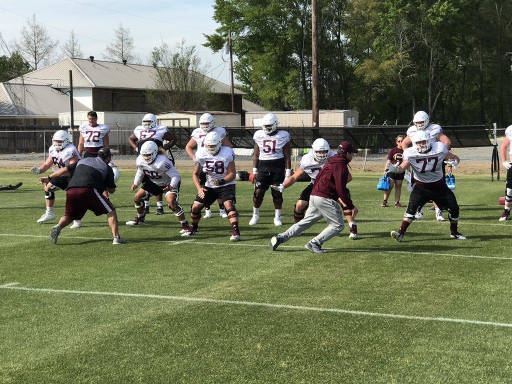 dialcole13's tweet photo. Practice #8 #SpringPractice2K19 https://t.co/DknYxeVGZa