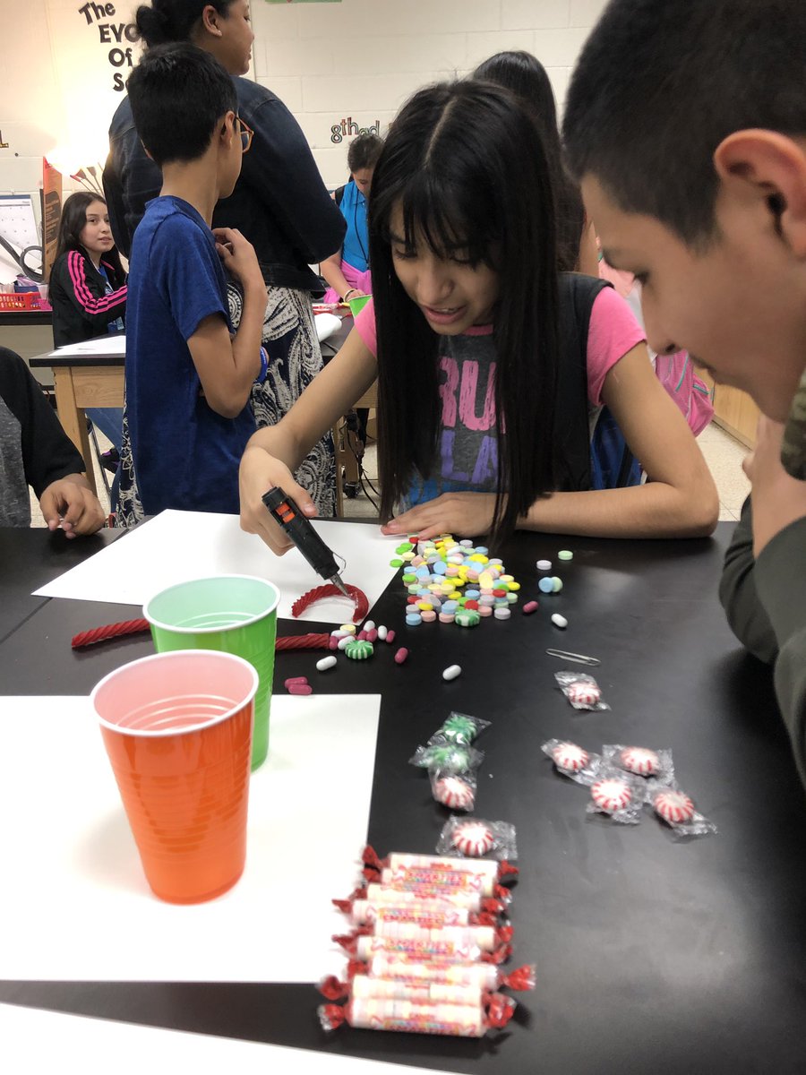 HistorySTEM's tweet photo. Stemtastic is sweet today-building tessellations with candy. Let’s see if they can be as sweet as those honeycomb bees. #sheldonstem @KMSPantherSTEM https://t.co/XCd9k5ejds