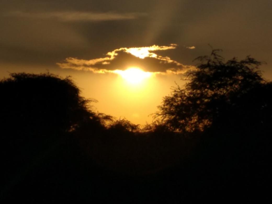 SpaceCraftone's tweet photo. Por do sol em Juazeiro-BA https://t.co/WelRVPqVEm