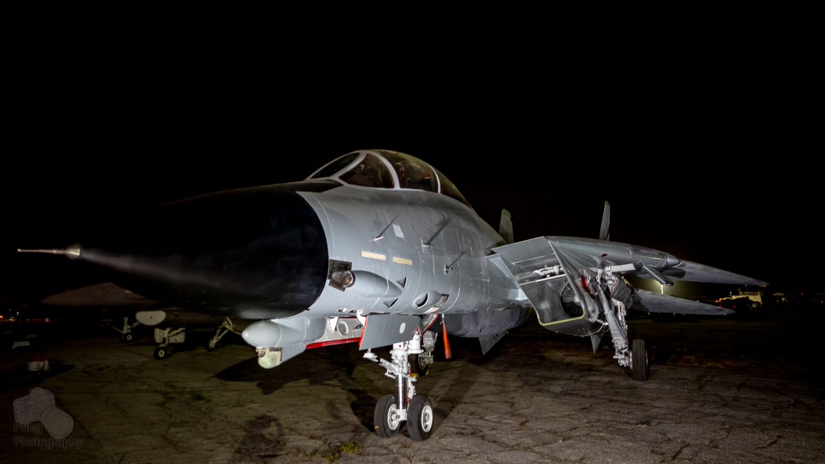 PringPhotograph's tweet image. F-14 Tomcat 161134 on the ramp at KTIX

#FL #Airshow #KTIX #Tomcat #161134 #Aviation #aviationdaily #avgeek #hdr #lowlight #nightshoot #ghostlyimage #grumman