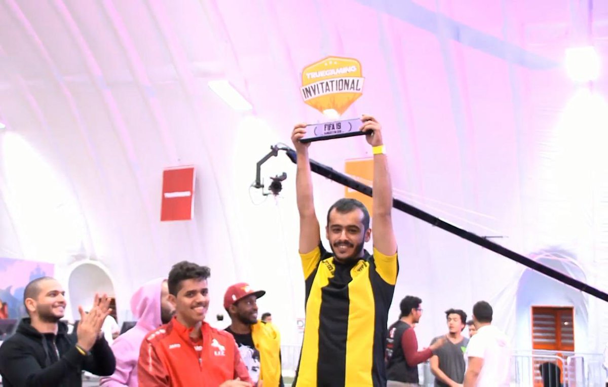 ittihad's tweet photo. 📝 راكان المطيري بطلاً لترو قيمنق للأبطال
#انا_الاتحاد https://t.co/ZoXSkeFbt7