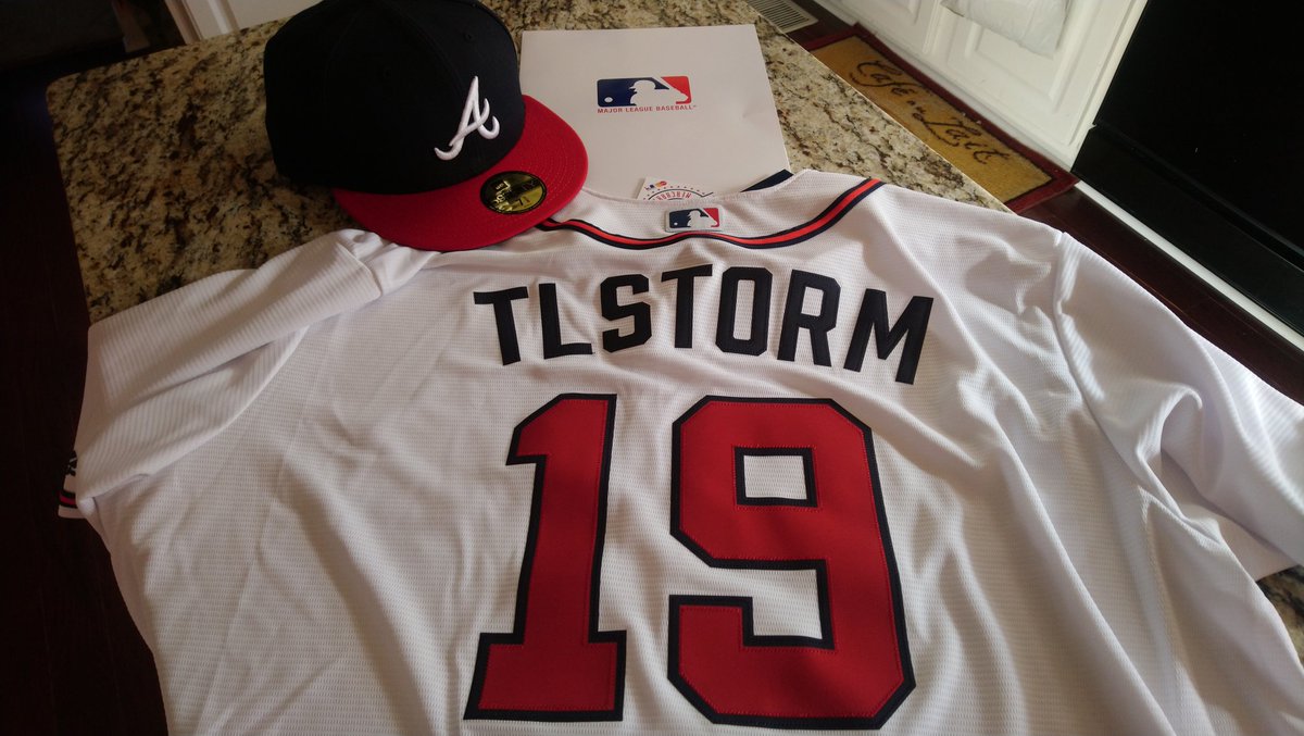 custom braves jersey at suntrust park