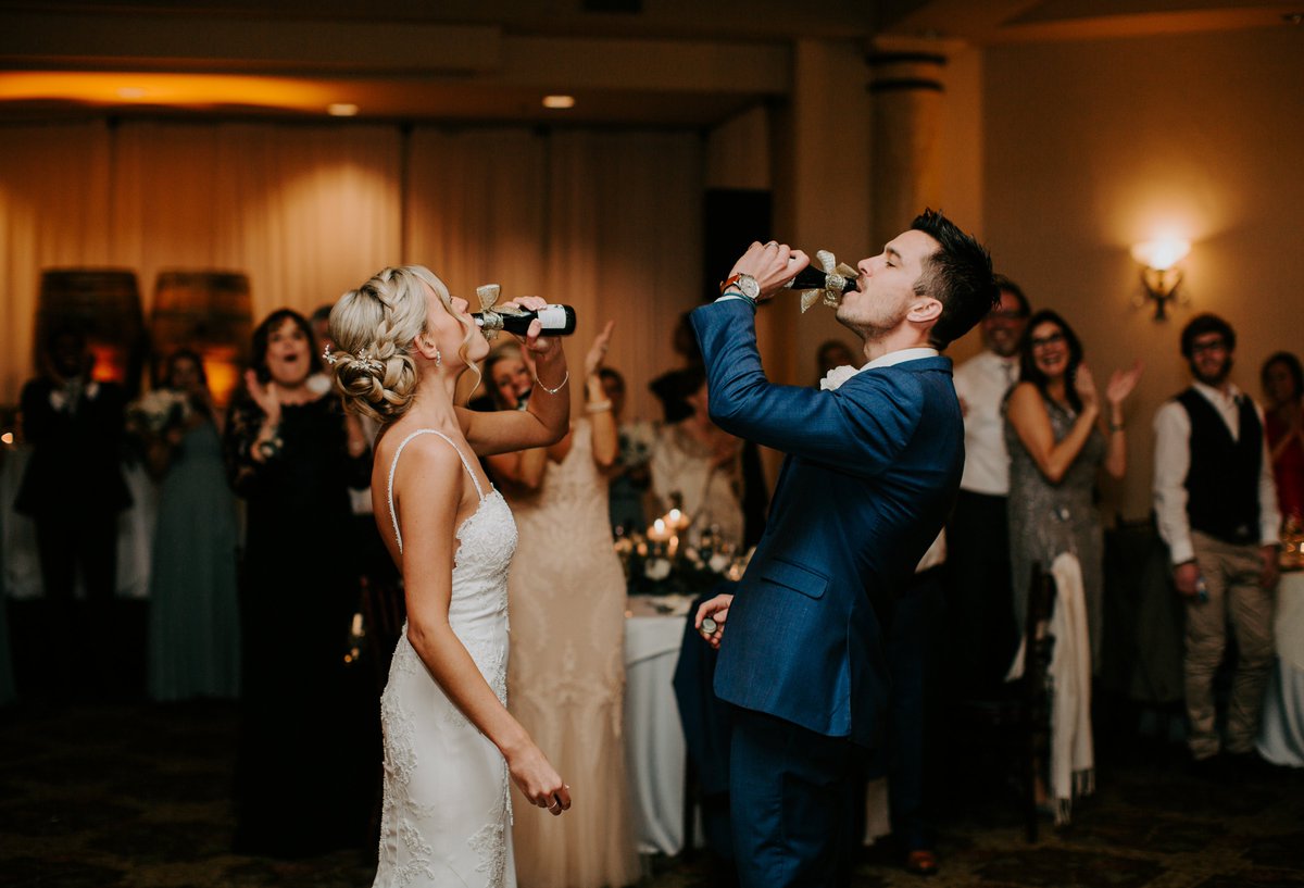 ManorWilson's tweet photo. MARCH MADNESS EVENTS SPECIAL
Book ANY 2019 event in the month of March &amp; receive 15% OFF!
*excludes holiday parties or pre-exisiting events &amp; budget minimums must be met
Email weddings@wilsoncreekwinery.com &amp; mention this promotion
📸 @abbicooley
#wilsoncreekwinery #eventspecials https://t.co/Qm4Lm37yTL