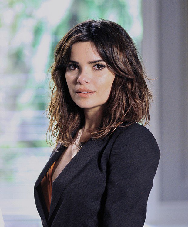 ThallysBAlm's tweet photo. Hoje é aniversário da linda da Vanessa Giácomo, uma atriz talentosaça que nos últimos anos não vem sendo valorizada como merece - ainda mais na atual novela das nove. A última vez que teve um papel à altura foi a vilã Aline de #AmoràVida. https://t.co/0XLjweVeMS