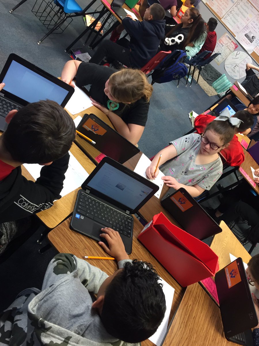 lorenaa_lopezz's tweet photo. Writing letters to motivate ourselves and bring positivity! But what exactly does that mean? #Research! #bemorewildcat #bemoretechy #wildcatsinspired @NatWilliamsElem https://t.co/Fwcu7TDBry