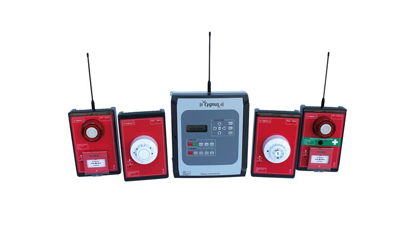 MySpecNews's tweet image. @bullproducts a manufacturer of life-saving #FireProtection equipment, is protecting troops’ homes with the installation of its #Cygnus #WirelessAlarmSystem. To find out more:

specificationproductupdate.com/2019/03/26/tro…