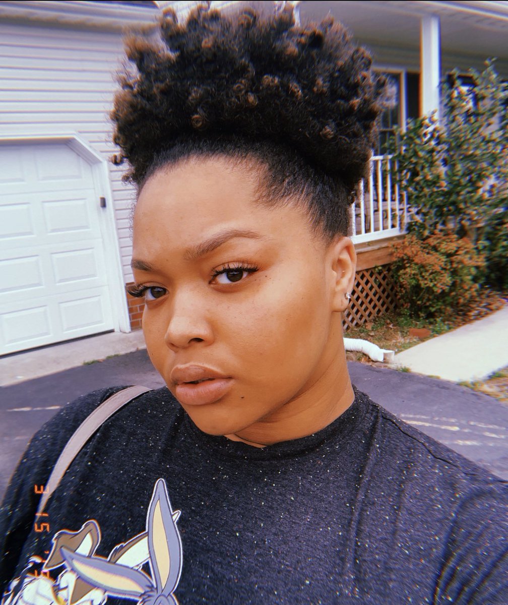 MA_Deltas's tweet photo. Okay now Soror Lewis 🤩🥵 let em know skin is in 🗣🗣🗣 #BeBareBeYou @VT_GloFleaux https://t.co/V7ojJajnPL