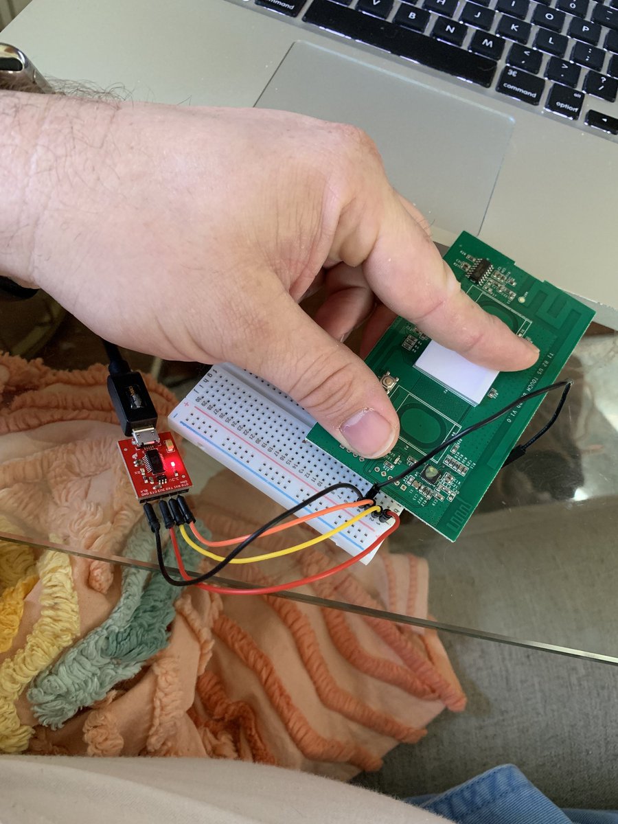 dancwilliams's tweet photo. Just flashed my first Sonoff device to add to my @home_assistant setup. This is going to be a blast!

If you are curious, I picked up a T1 1CH &amp; 2CH. 

#nerdalert #alertnerd https://t.co/TIipHQmGeZ