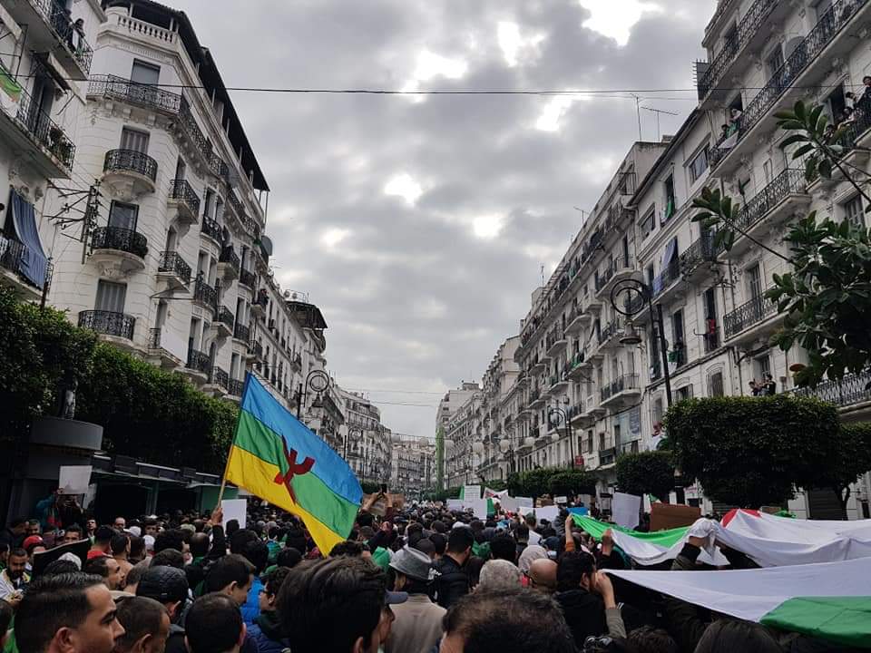 Gs_Dz16's tweet photo. #Algérie #Marche #Selmia https://t.co/if6xkB5xbx