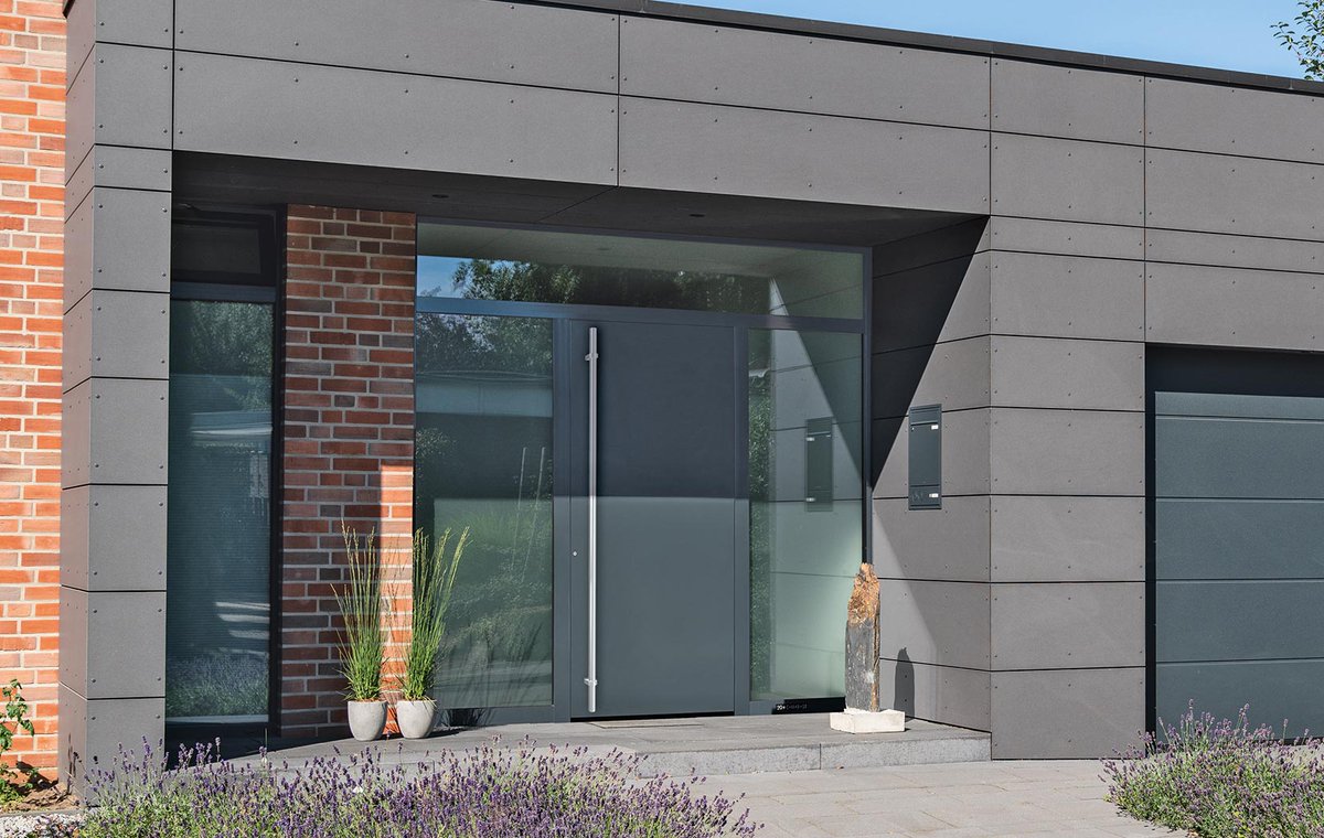 baulinks_de's tweet photo. Neue Haustüren von Hörmann aus einer Alu-Edelstahl-Kombination #Haustür #bau2019 #bau19 https://t.co/rLN4xoQACb https://t.co/rPpye2DKk3