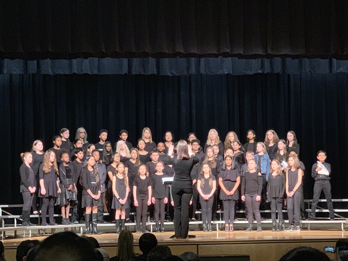 mikefcallahan's tweet photo. Wonderful evening for our ARIS choirs! Congrats students and staff https://t.co/Dw3YUkaD1i