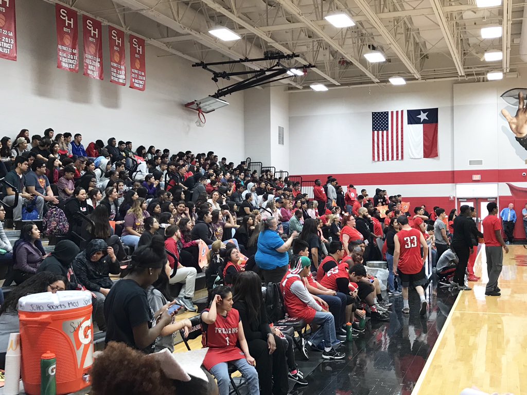 SoHoBasketball's tweet photo. The Omega basketball game today was AWESOME! Thank you to everyone who helped make this a great event. #SOHONation https://t.co/wc7DxnY4Ff