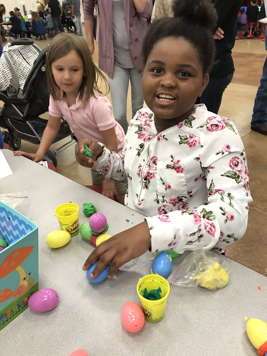 nanajofletcher's tweet photo. #vbe #vbevibe #slidenight #engineering with #eastereggs https://t.co/YZEIQ6a6KX