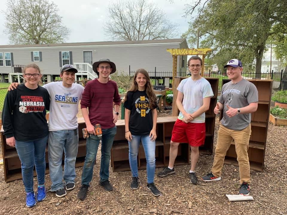 KSU EWB teamed up with <a href="/historicgreen/">Historic Green</a> over spring break to build a porch and bookshelves for <a href="/gardenonmars/">Garden on Mars</a>!