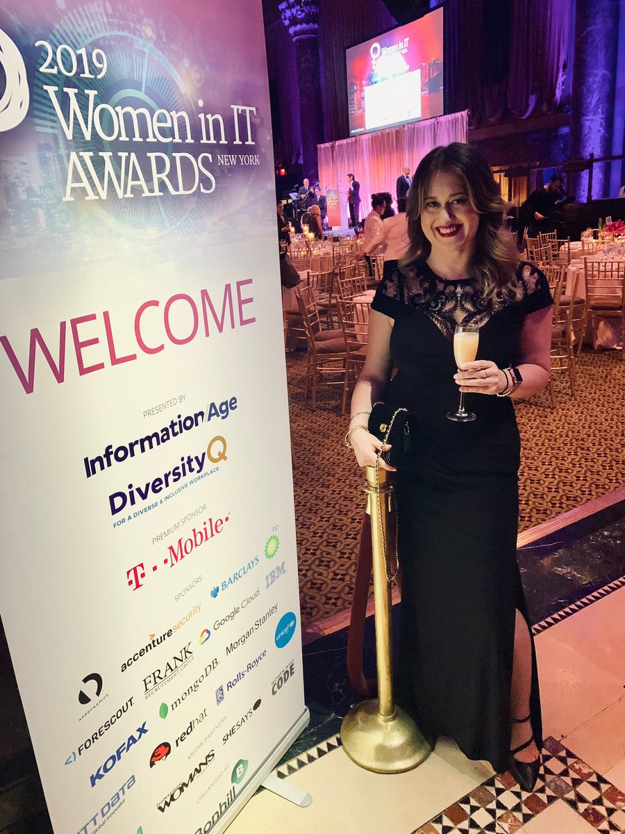 SymphonyTalent_'s tweet photo. Good luck at the #womeninitawards tonight Kate! 🤞🤞 #lifeatst #focusontalent #celebrateeachother https://t.co/RrZL8VK92W