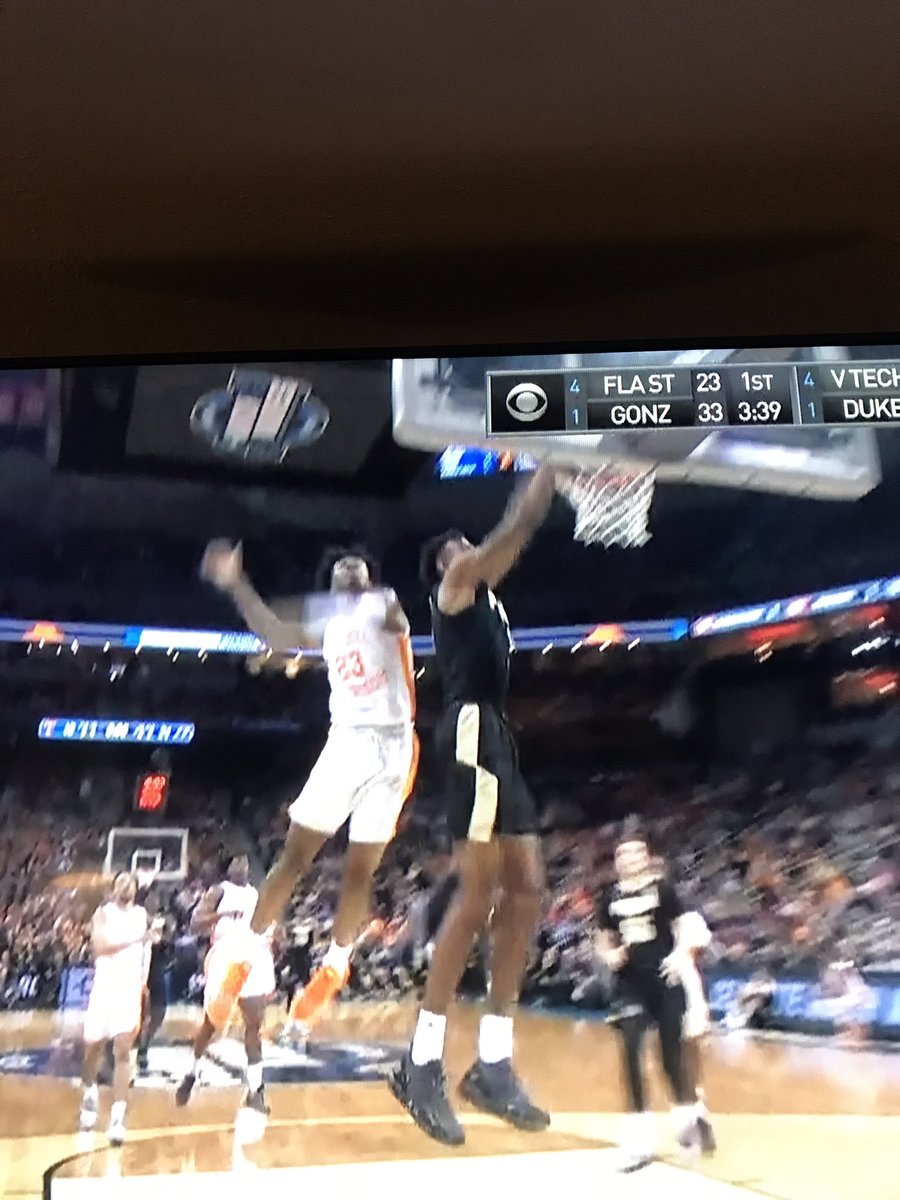 WizrdofGOZ's tweet image. #PosterDunk #BoilerUp