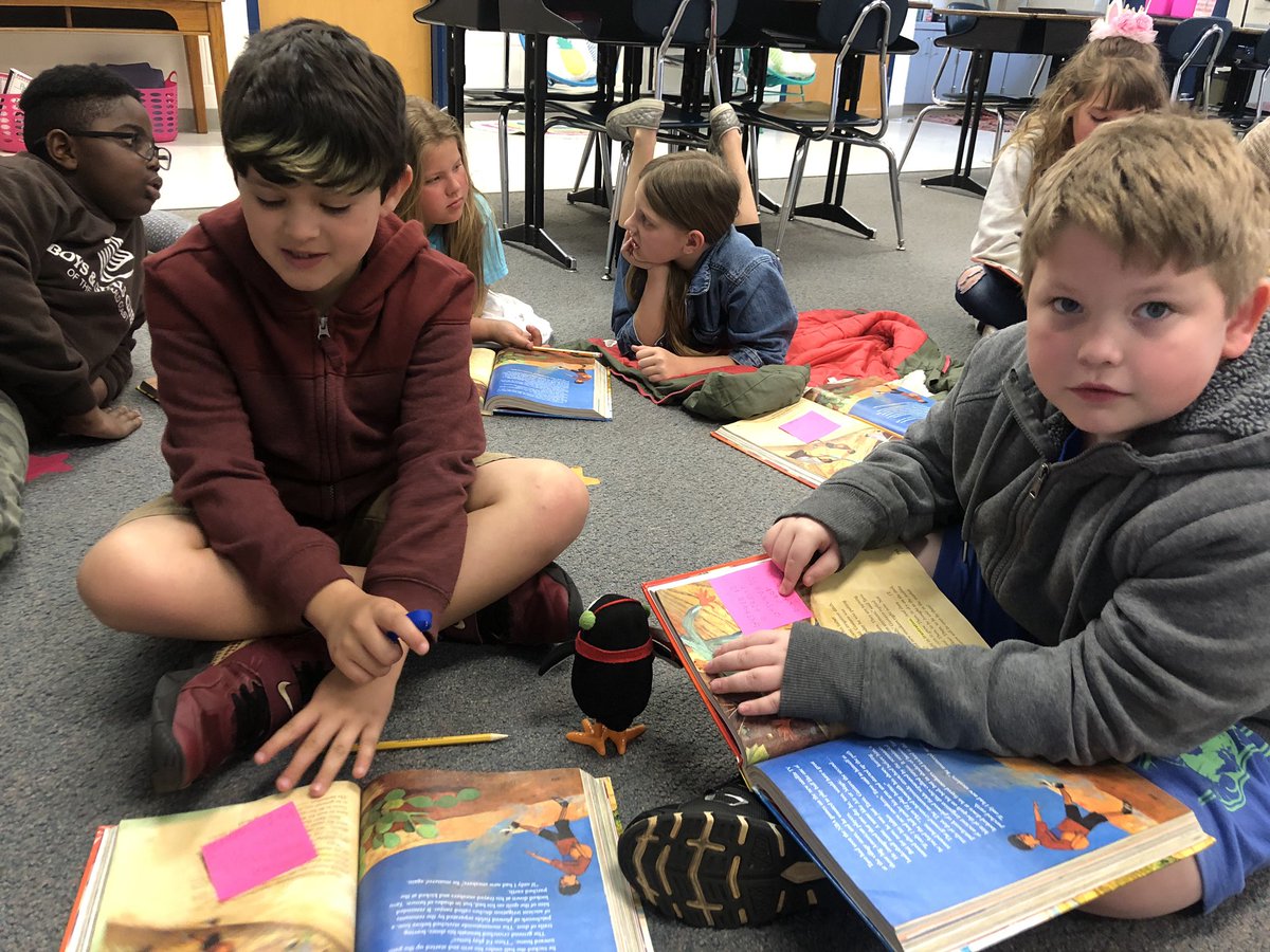 MrsDavis618's tweet photo. This week we’ve been determining  the characters point of view in our story! I love catching moments of students sharing their thinking + text evidence 🥰 #ownyourimpact https://t.co/vWepNtq0bf