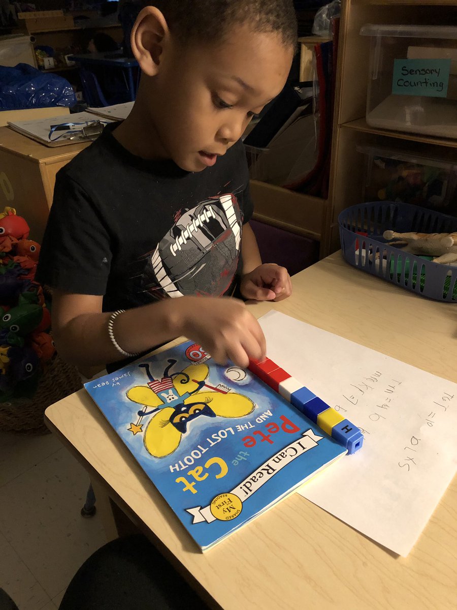 MrsBravo_'s tweet photo. Ss demonstrate math &amp; literacy skills as they measure w/non standard measurement tools &amp; then write down their findings to compare  using  the written numbers. #NextLevelAPSD #PerformancePassionPurpose @Asbury_ParkSD @PerryPJM @APSuperGray @Jackson__Lauren @Sarra_Smiles https://t.co/yjXP3JexV2