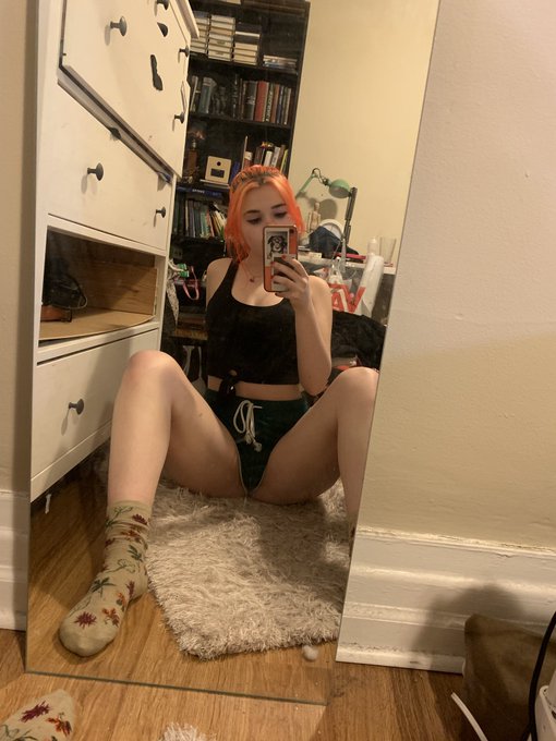 hey babeys, feeling generous tonite + wanna do customs. dm me to get these clothes off for $$🥰🍆👄❣️🤪 #buymynudes<a href="/tag/sexy"class="tags"><span>#sexy</span></a><a href="/tag/hot"class="tags"><span>#hot</span></a><a href="/tag/feet"class="tags"><span>#feet</span></a><a href="/tag/nude"class="tags"><span>#nude</span></a><a href="/tag/ass"class="tags"><span>#ass</span></a><a href="/tag/pussy"class="tags"><span>#pussy</span></a><a href="/tag/boobs"class="tags"><span>#boobs</span></a><a href="/tag/paypal"class="tags"><span>#paypal</span></a>