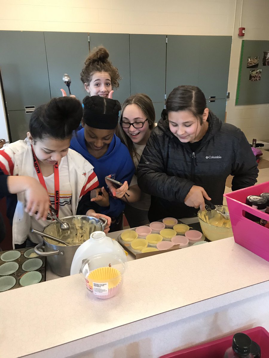 condonmatt's tweet photo. Cooking Club baking for the “Pennies for Patients” fundraiser for tomorrow. #cms #sharks #comminityservice https://t.co/G5arXSTD5n
