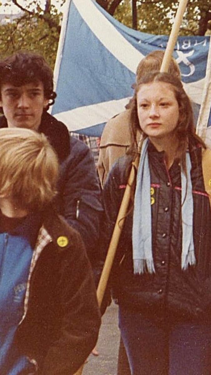 navynotnuclear's tweet photo. @TommySheppard @jeremycorbyn @scottishlabour @theSNP For the record I was marching with the YSNP 🏴 #TooYoungToVote https://t.co/TxiIS3VaPh