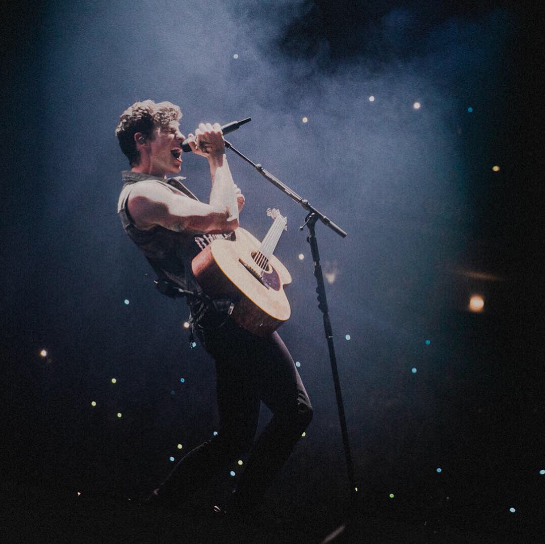 ShawnAccess's tweet photo. Special night in Lisbon. @shawnmendes @JosiahVanDien #ShawnMendesTheTour https://t.co/9LVwM2PwuC