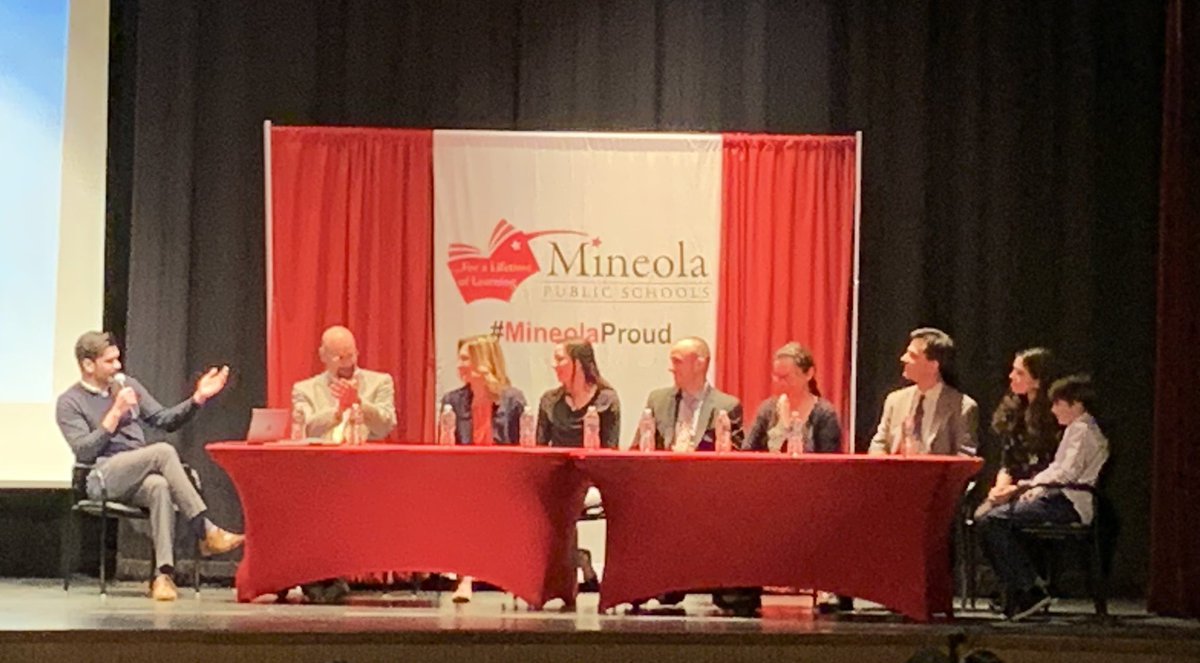 “The Process” our Documentary on Growth Mindset was fantastic! What a great process we have all been a part of and continue to practice @MineolaUFSD time for our panel discussion!#learningzone #GrowthMindset #MineolaPROUD