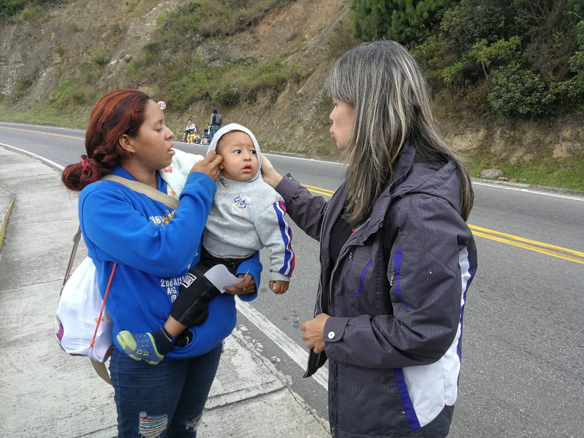Fun2tierras's tweet photo. LOS MAS PEQUEÑITOS #CHAMITOS NUESTRO MOTOR...#LeavingVenezuela https://t.co/TY8rV2NcSQ
