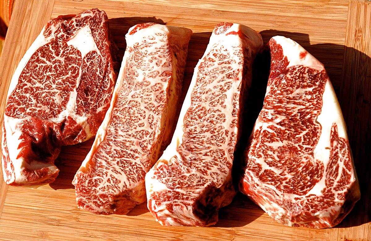 MarbleGenetics's tweet image. Marbling equals big profits for the cattle producer.