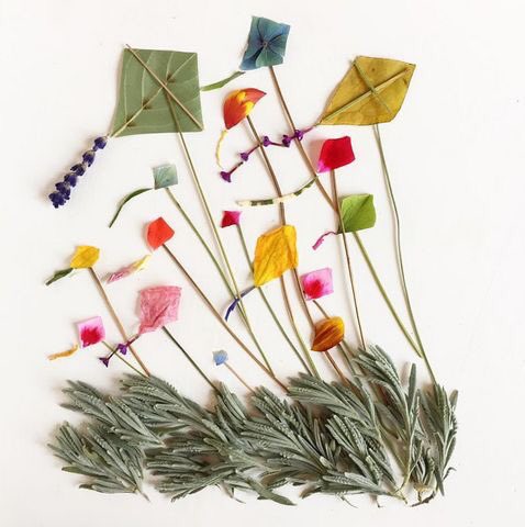 FunForTots's tweet image. I found these awesome leaf art ideas (and tons more like them) on Pinterest. 
I especially like the mermaids, but love them all and can’t wait for my daughter and I to make some of our own. #FunForTots #NatureArt #LeafArt #MomSquad #PatFrat #ParentSquad #MomLife #ToddlerMom